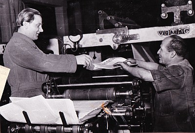 Foto der neuen Rotationsdruckmaschine Main-Echo 1951
