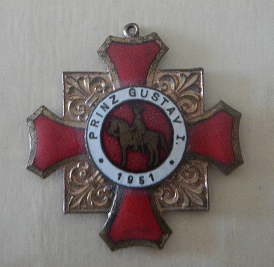 Foto: Prinz Gustav I - Orden Karnevalsprinz 1951 Aschaffenburg Foto: Prinz Gustav I - Orden Karnevalsprinz 1951 Aschaffenburg